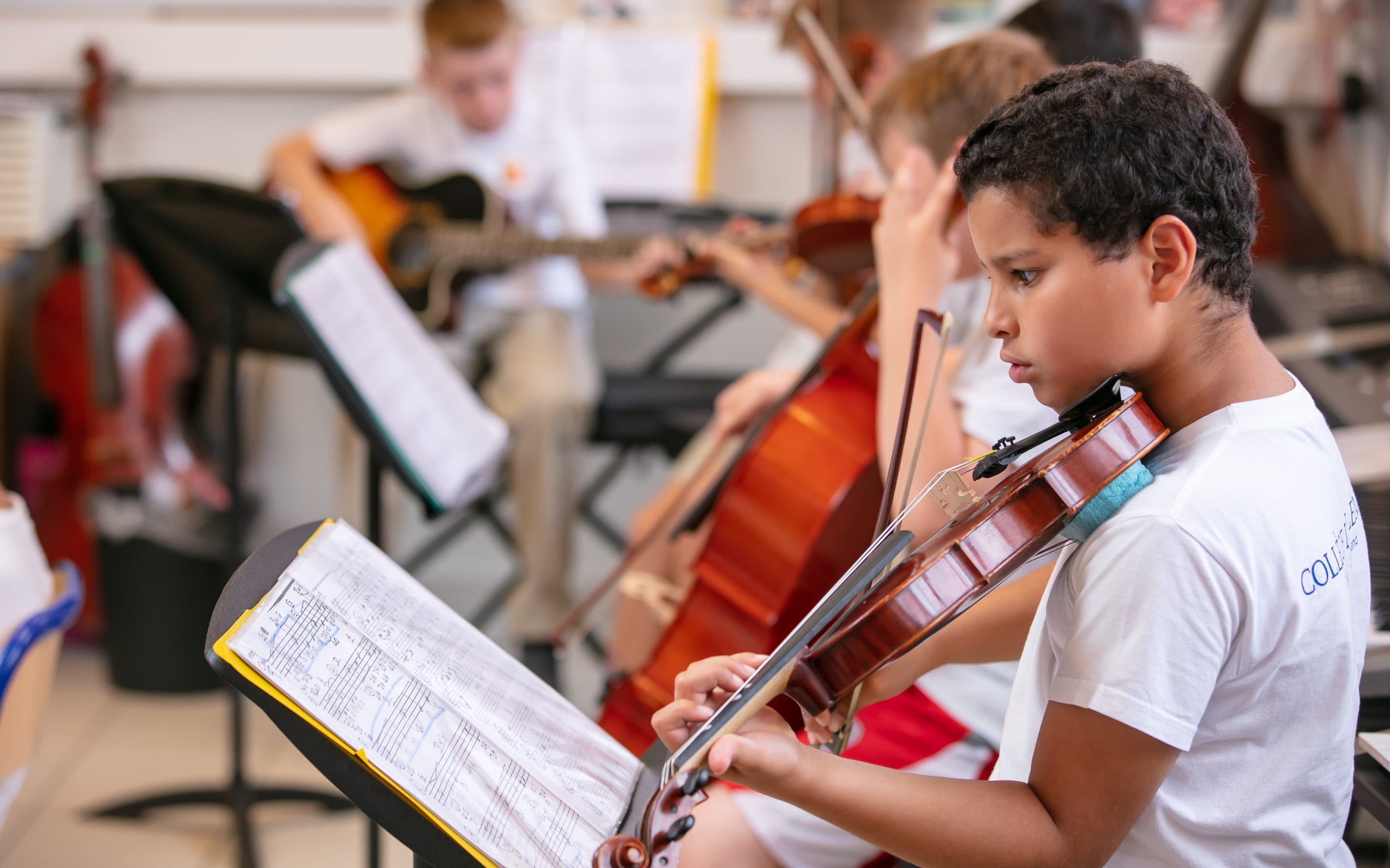 British International School3 of Chicago, South Loop | Nord Anglia title 1234567 - Full Bleed Image-50-50 - CDL