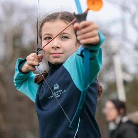 Admissions | The Village School - Small Text And Image - US schools 1