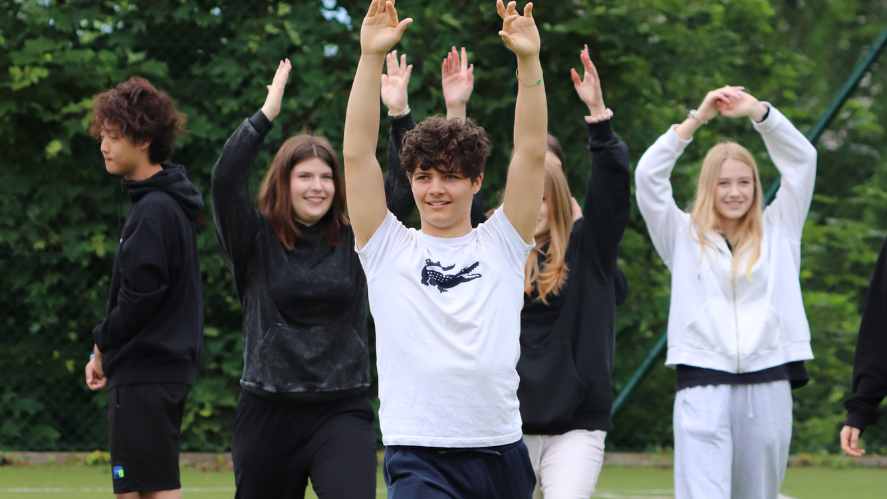 Admissions | The Village School - Visual Time Line Key Dates - US schools